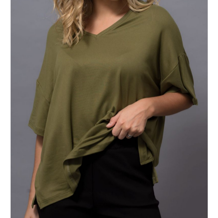 Remera manga corta, escote en V